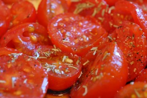 Langtidsbagte tomater i ovn - nem opskrift