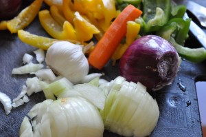 Kalkuncuvette i ovn med bulgur og grøntsager