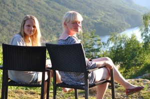 Måltid med fjordudsigt i Norge