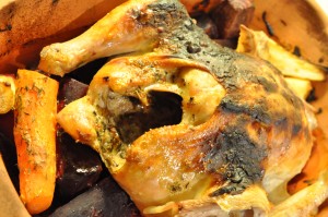 Kylling i stegeso med rodfrugter - opskrift 