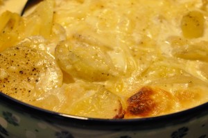 Flødekartofler - opskrift med ost og fløde
