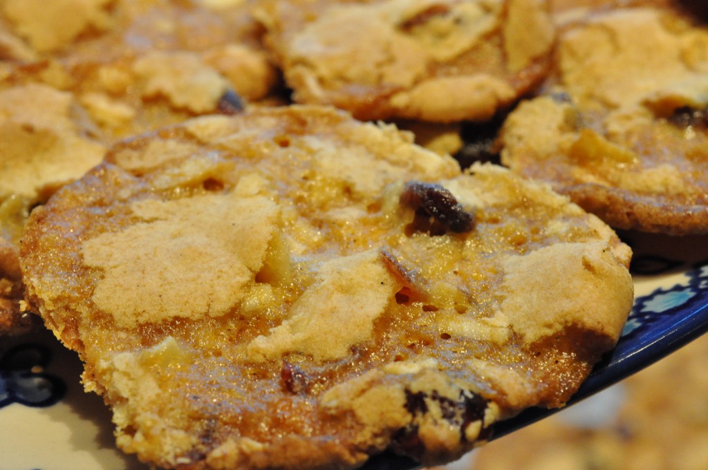 Cookies med tranebær, mandler og karamel