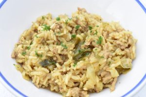 Risret med svinekød og kål - karrykål med ris 