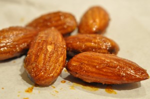 Paprika mandler - saltede mandler i mikroovn
