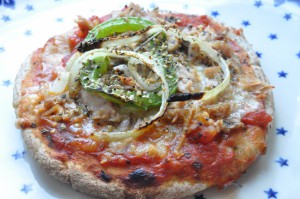 Pita pizza med skinke & tun - på pitabrød