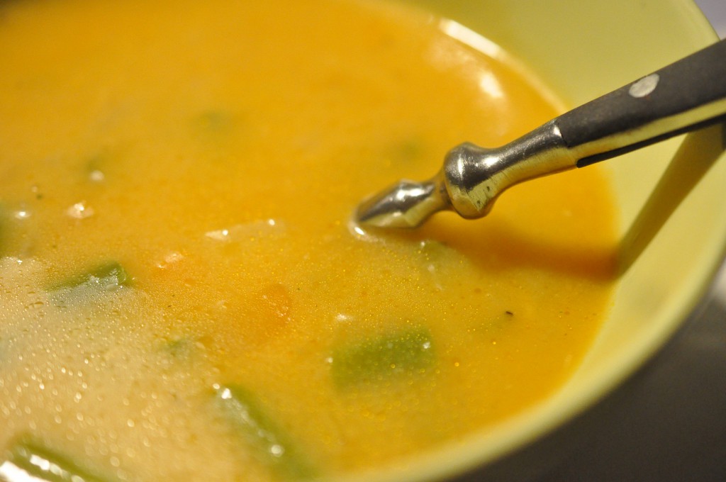 Suppe med kylling og asparges - nem opskrift