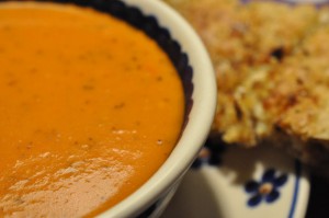 Tomatsuppe - krydret suppe med peberfrugt
