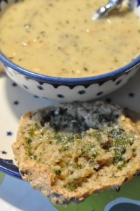 Champignonsuppe med flødeost - nem suppe