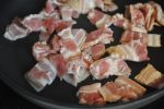 Varm leverpostej med bacon og champignon