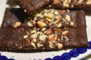 Chokoladesnitter med nougat og mandler - sprøde og lækre