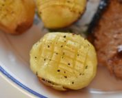 Hasselback kartofler på grill nemme & hurtige