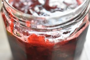 Jordbærmarmelade med vanilje - nem opskrift