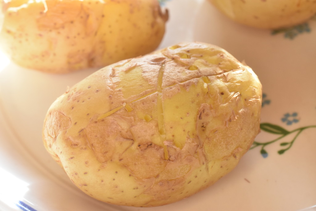 Der er en tendens Som svar på kaste støv i øjnene Bagekartofler i mikroovn – bagte kartofler • nogetiovnen.dk