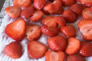Makronkage - kage med jordbær og makroner