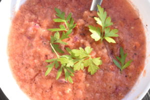 Tomatsalat - opskrift på nem salsa med tomat