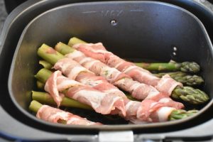 Asparges med bacon - nemt lækkert tilbehør 