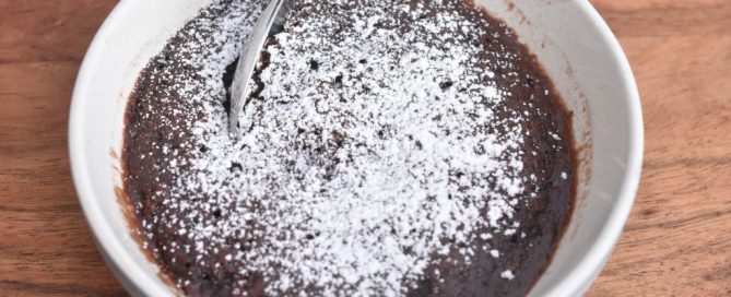 Brownie i kop - nem chokoladekage på 1 minut