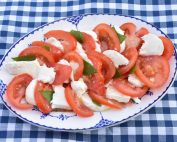 Caprese - nem salat med tomat & mozzarella
