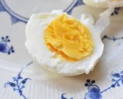 Koge æg - tid : blødkogt og hårdkogt æg