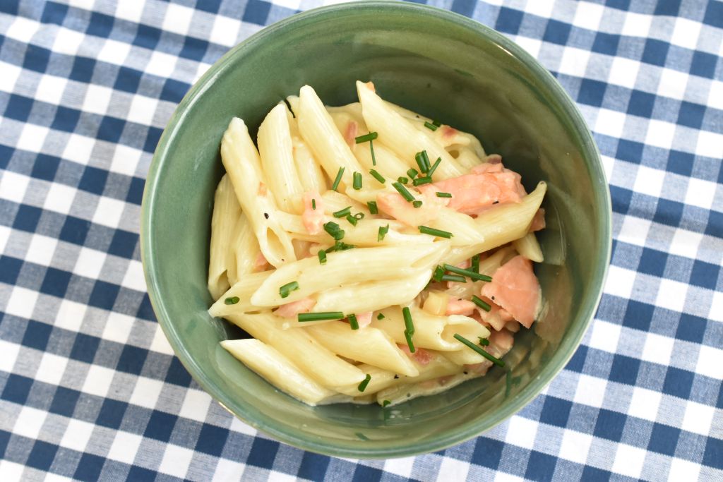 Pasta med laks - cremet pasta med fløde og laks